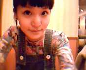 �f�j�[�Y�ɗ�����I